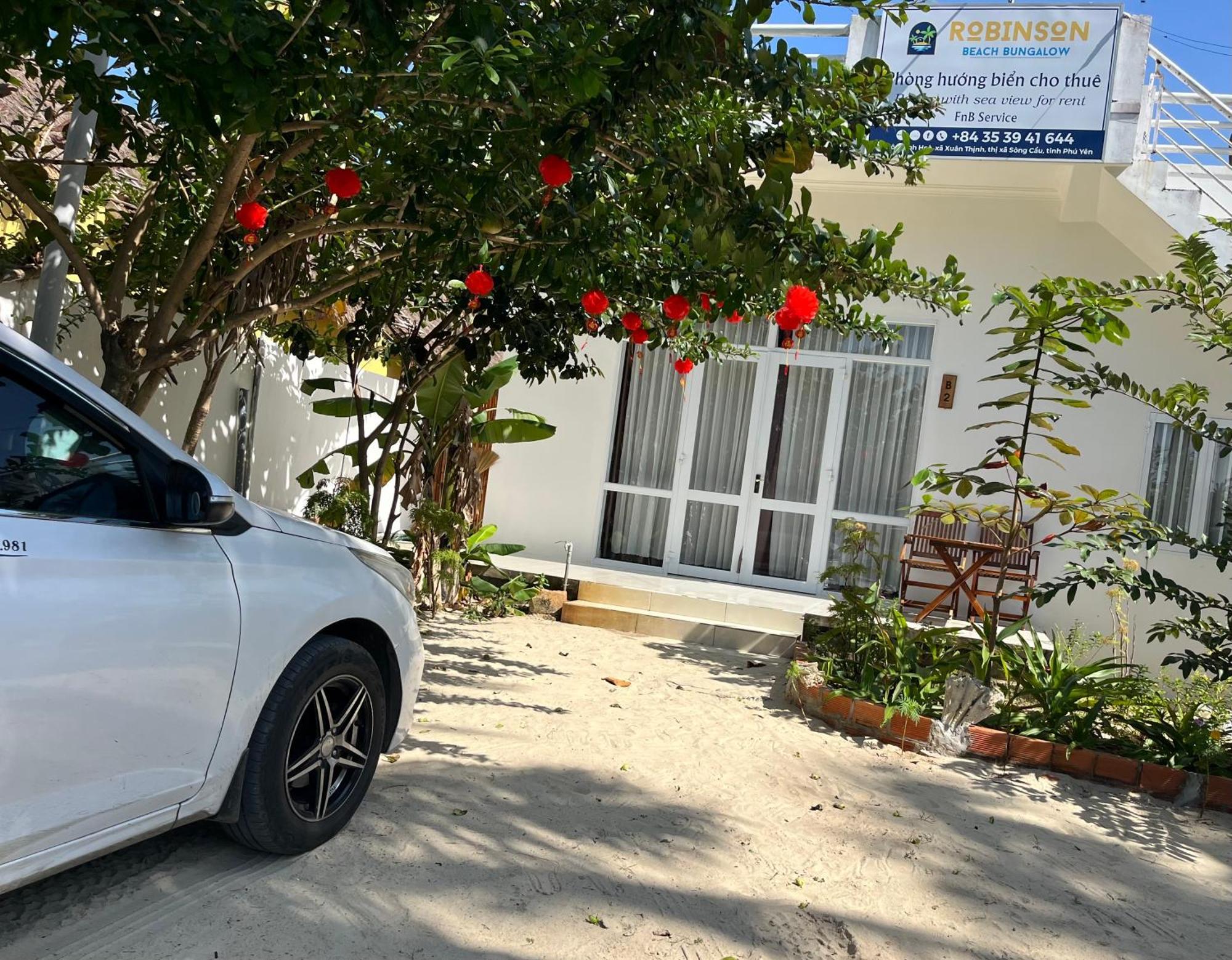 Robinson Beach Bungalow Vinh Hoa Exterior photo