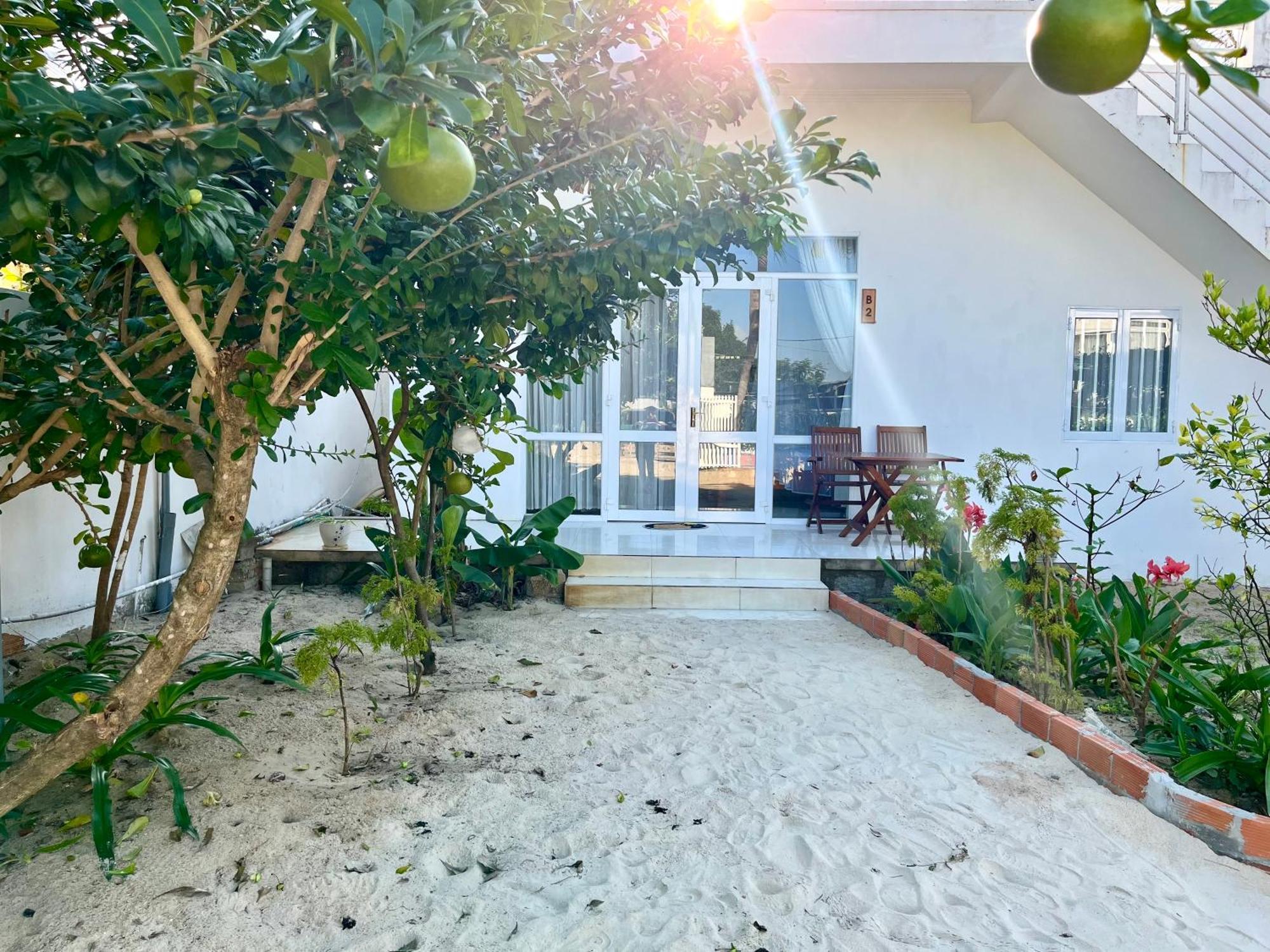 Robinson Beach Bungalow Vinh Hoa Exterior photo